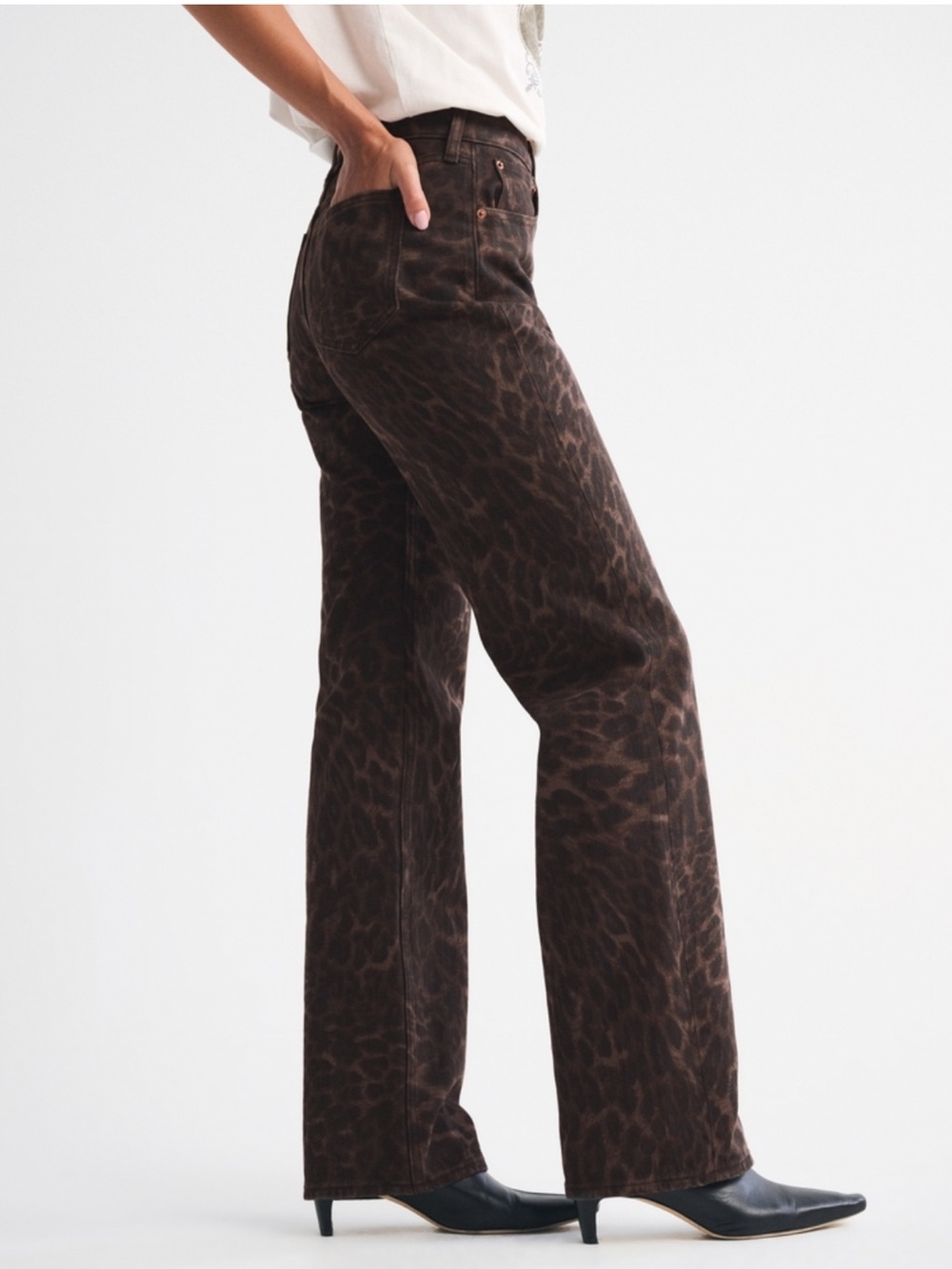 Abercrombie & Fitch Brown Black Leopard Print Straight Leg Jeans - Picture 2 of 4